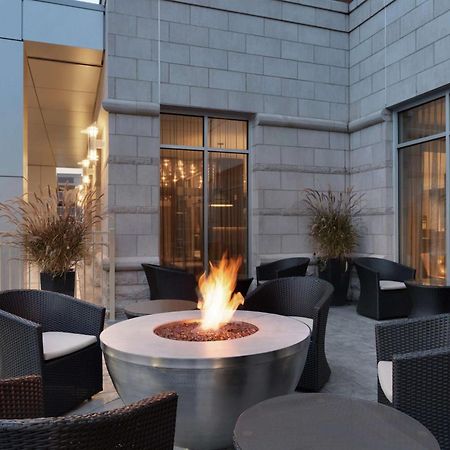 Hilton Garden Inn Rochester - University & Medical Center Exterior photo