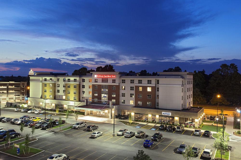 Hilton Garden Inn Rochester - University & Medical Center Exterior photo