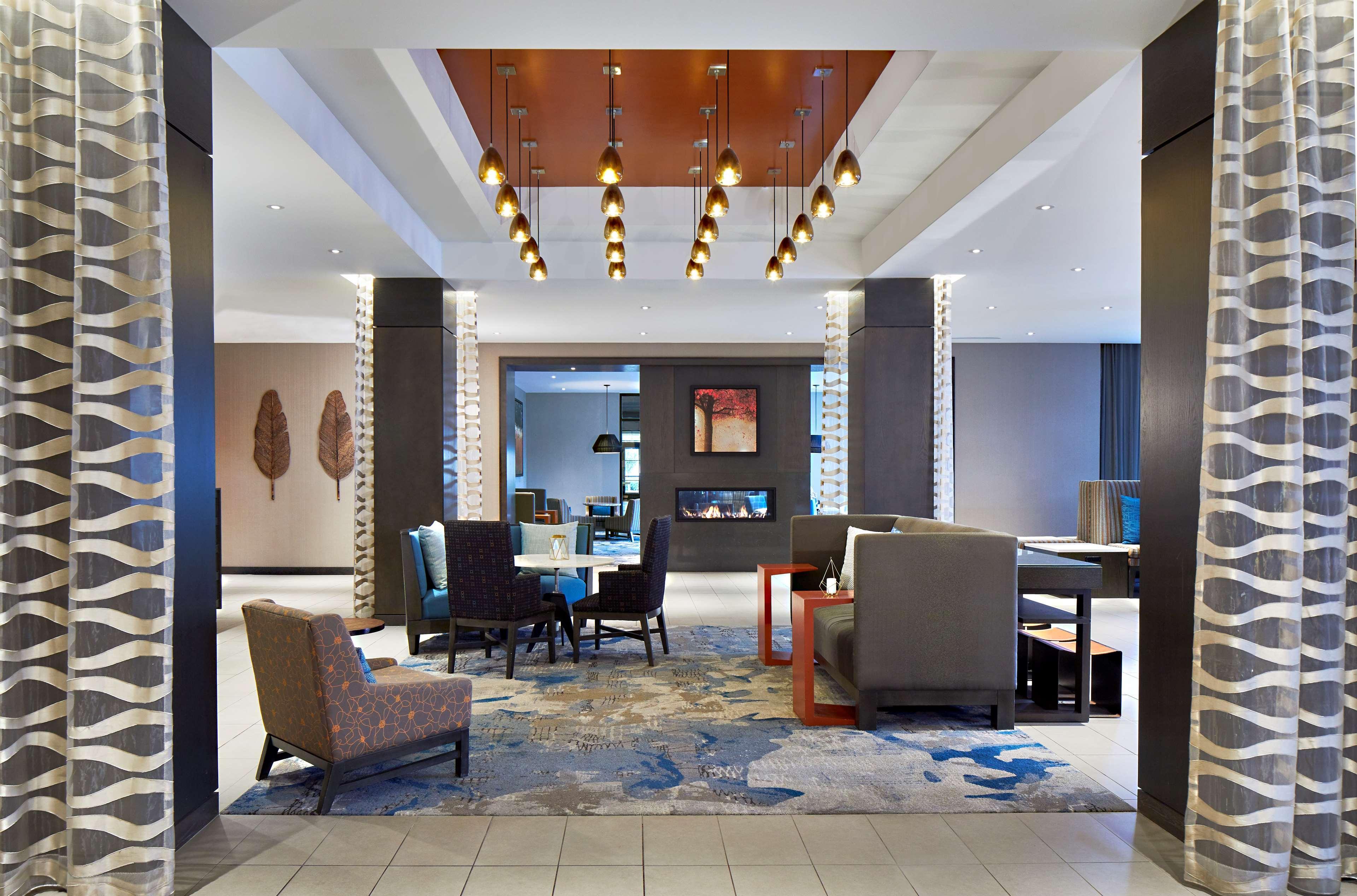 Hilton Garden Inn Rochester - University & Medical Center Exterior photo