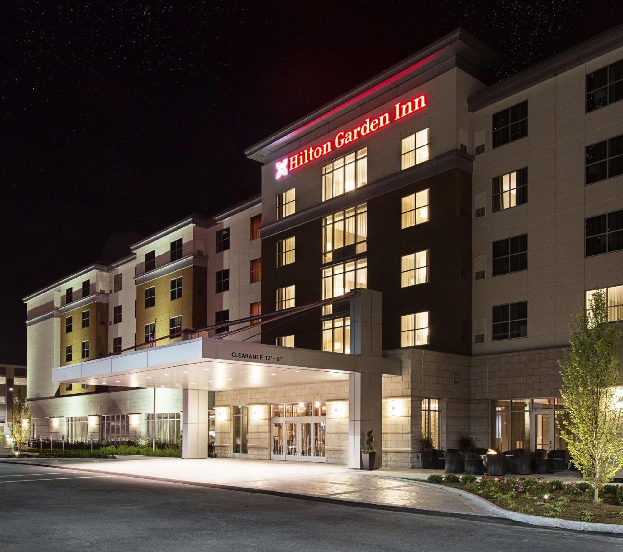 Hilton Garden Inn Rochester - University & Medical Center Exterior photo